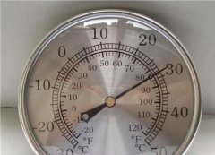 温度计用于测量环境中的温度变化
