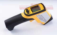 TN-498双激光红外温度计操作演示
